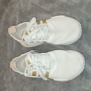 Adidas white snikers